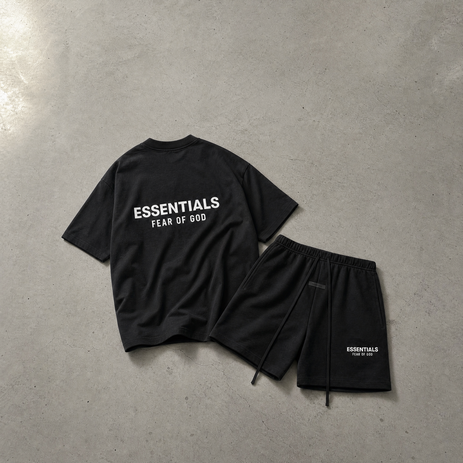 SUMMER SET BLACK WHITE ESSENTIALS