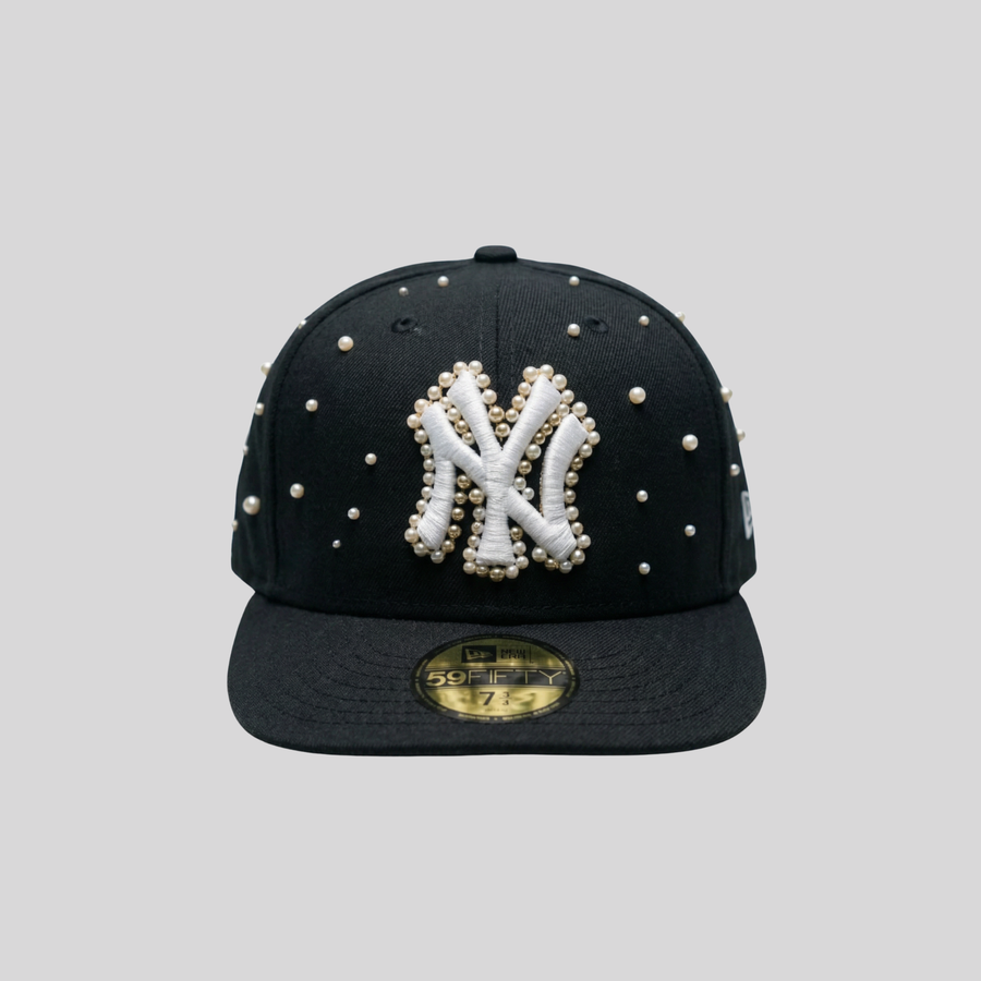 PEARL CAP BLACK NEW ERA